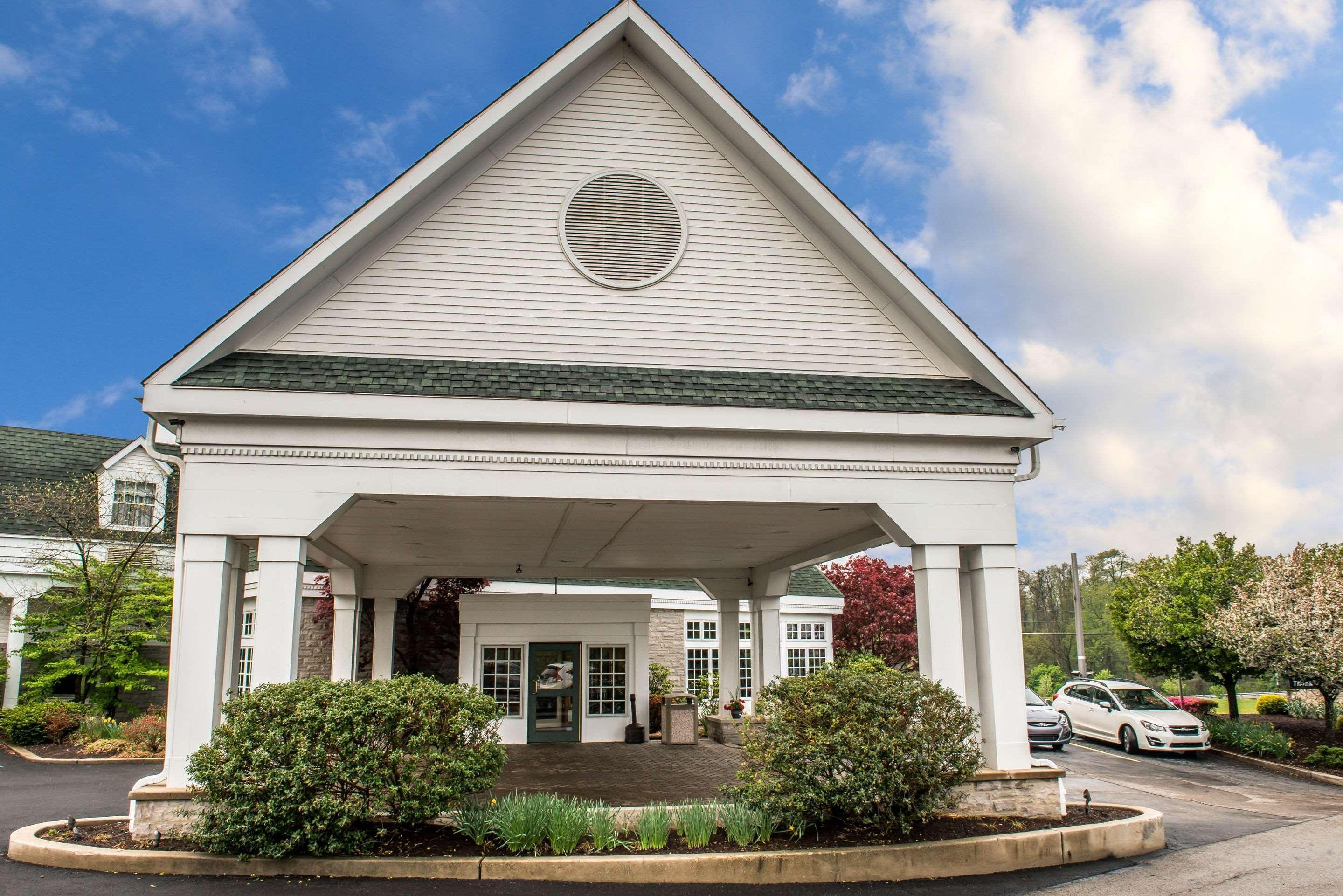 Quality Inn Pittsburgh Airport Oakdale Exterior foto